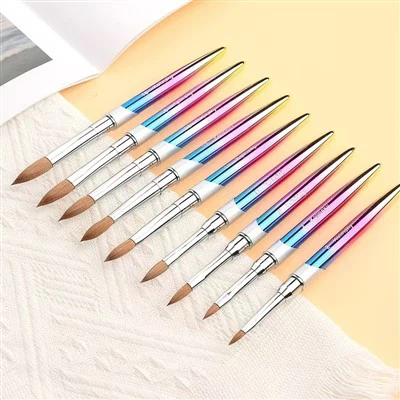 فرشاة أظافر ملونة